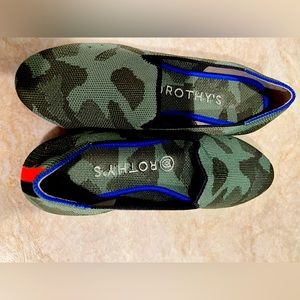 ROTHY’S loafer slip on flats. 6.5 GREAT CONDITION!